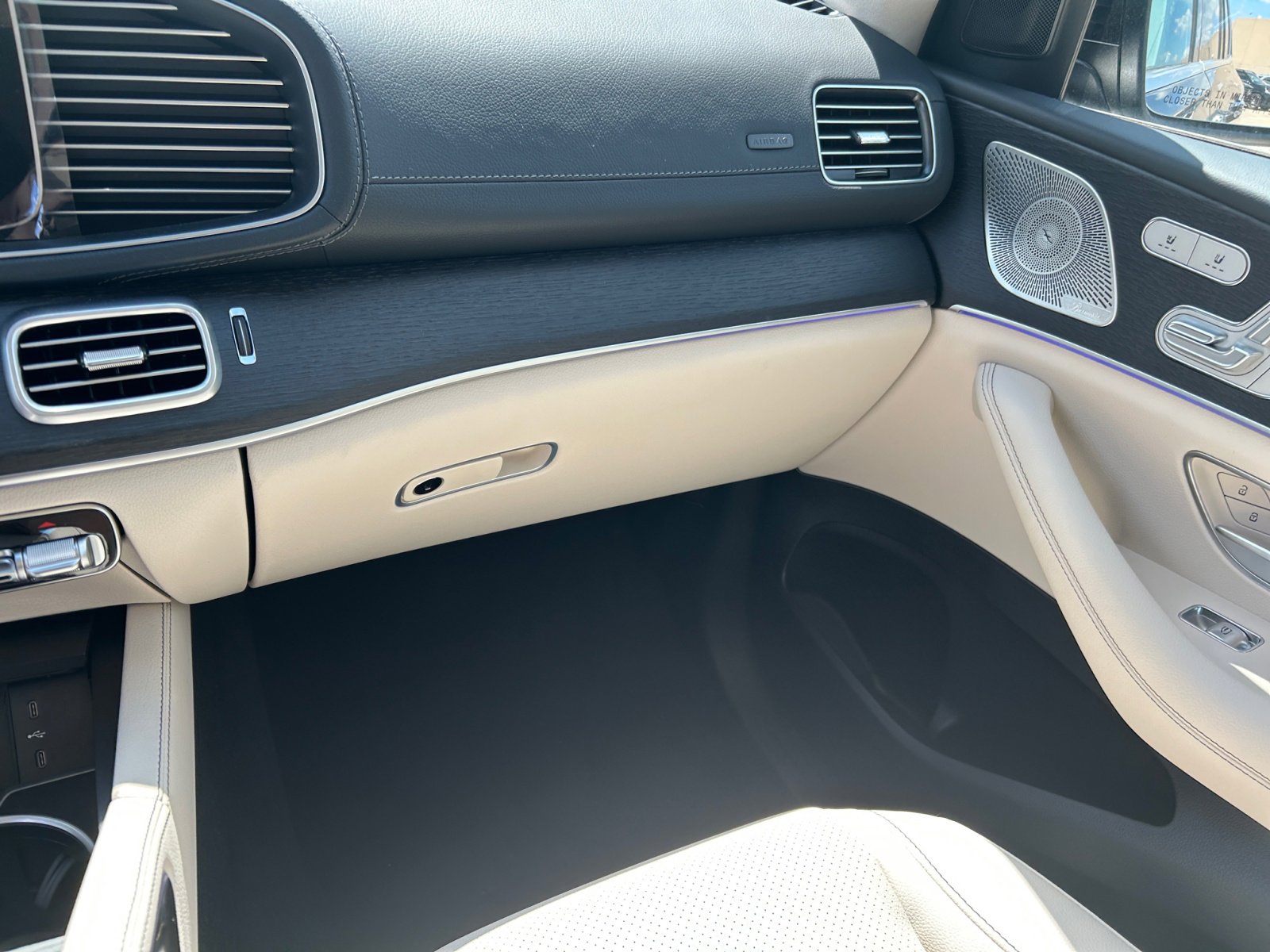 2025 Mercedes Benz GLS 450 4MATIC photo 34