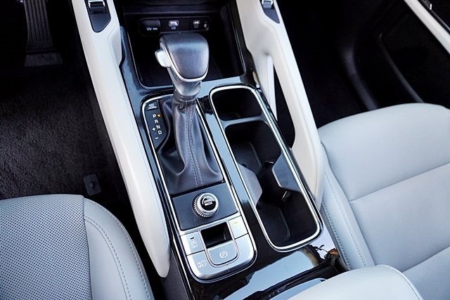 2025 Kia Telluride S photo 33