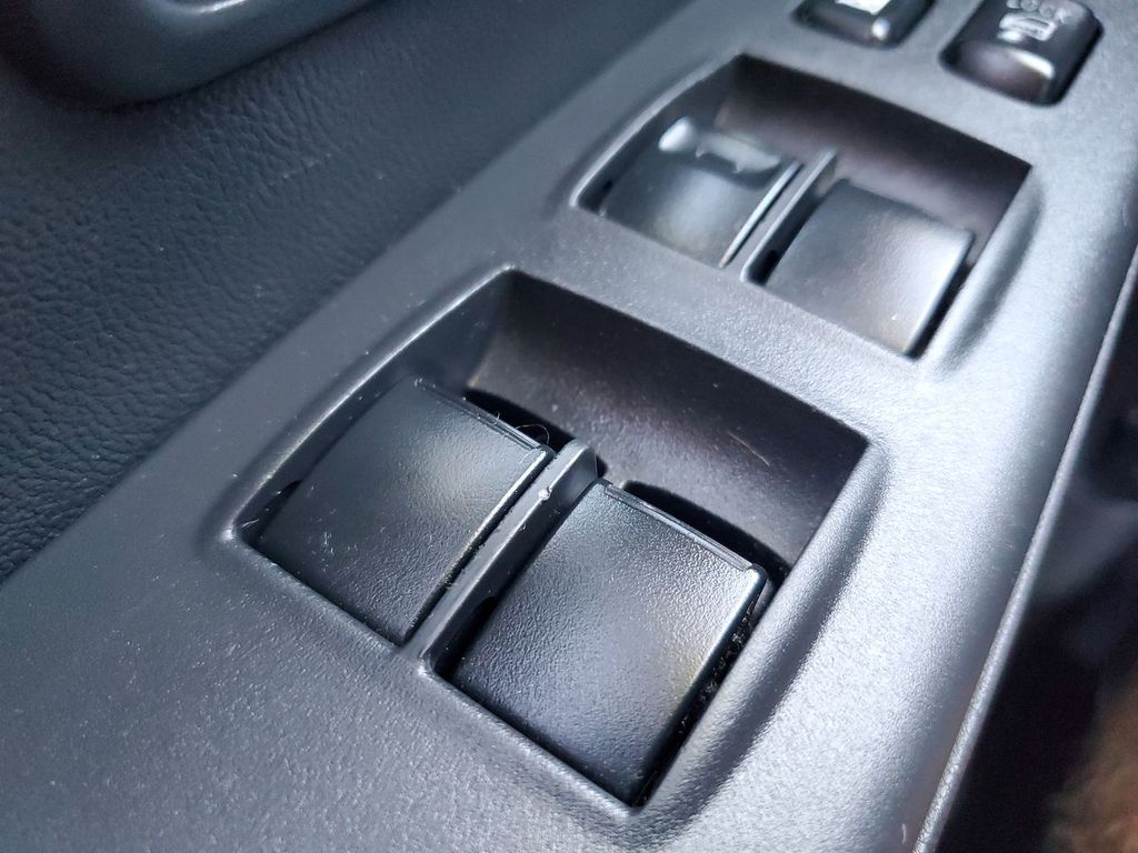 2017 Mitsubishi Outlander Sport SE photo 21