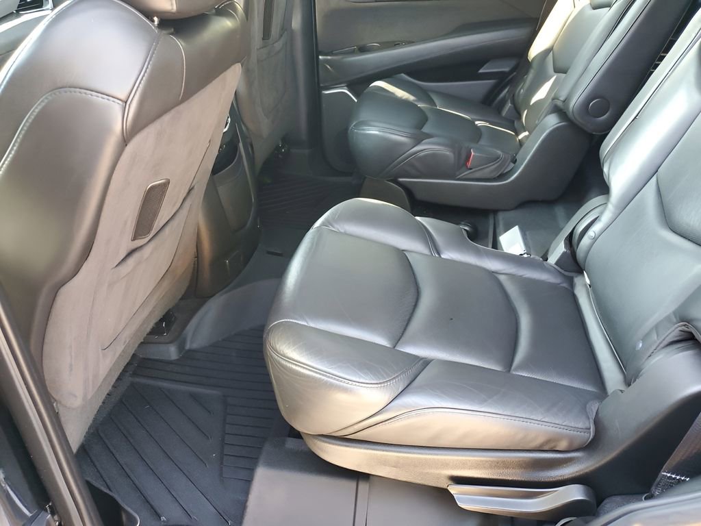 2020 Cadillac Escalade Platinum photo 20