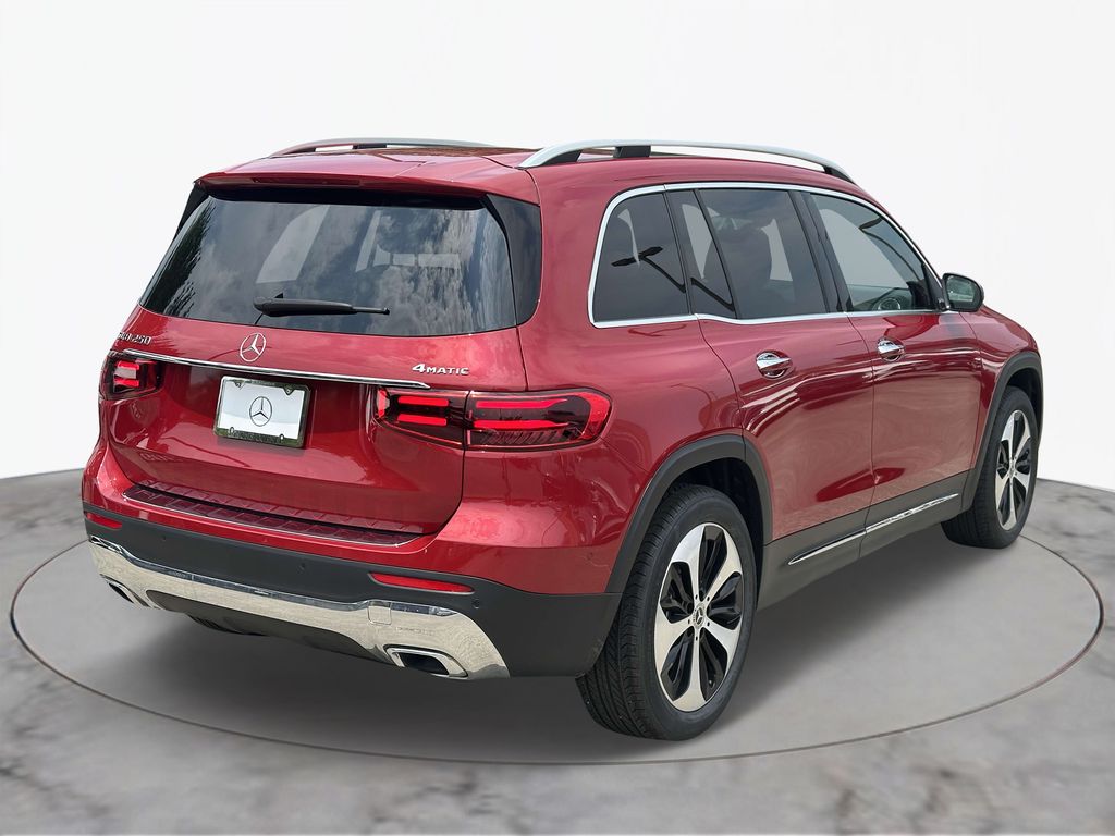 2024 Mercedes Benz GLB 250 4MATIC photo 2