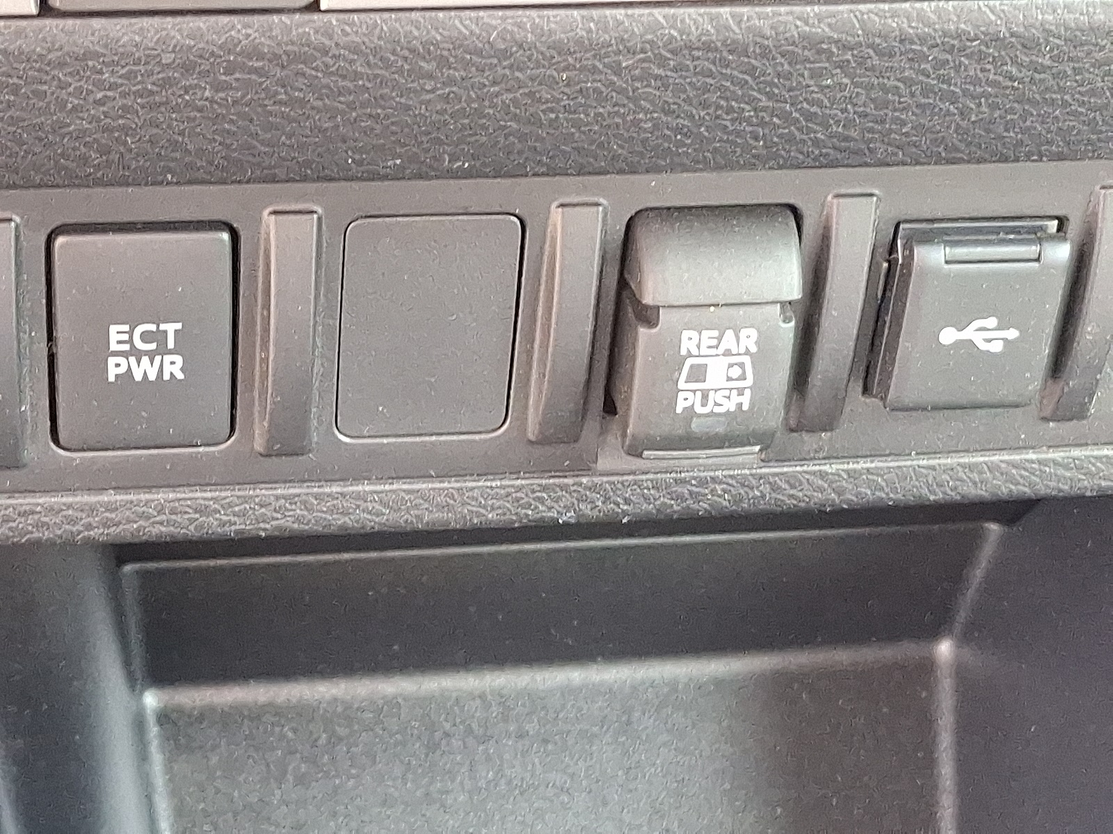 2022 Toyota Tacoma SR5 photo 24