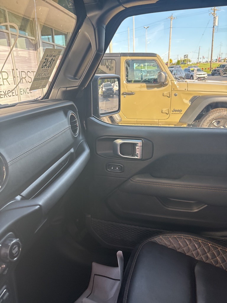 2021 Jeep Wrangler Unlimited Sahara 4xe photo 2
