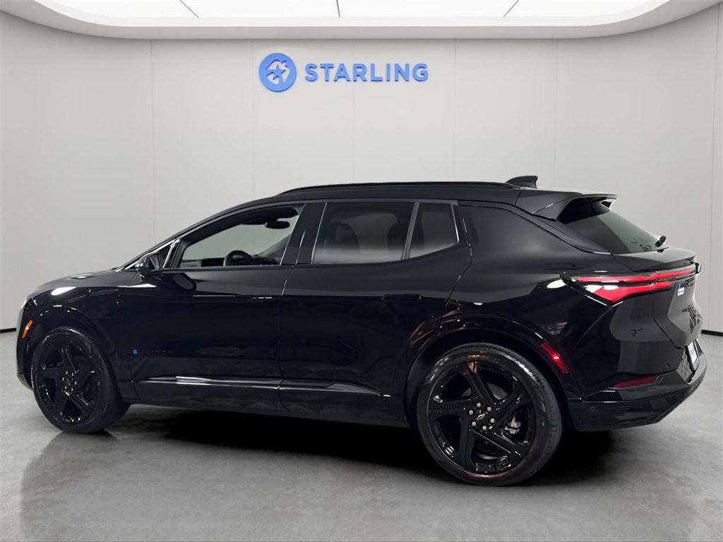 2024 Chevrolet Equinox EV 3RS photo 3