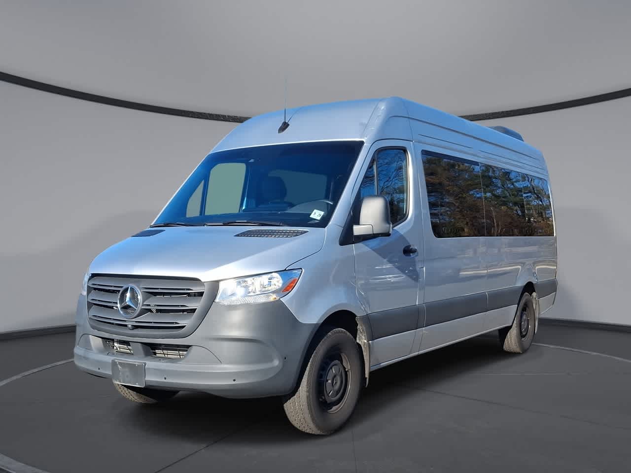 2024 Mercedes-Benz Sprinter Passenger Van Base's photo