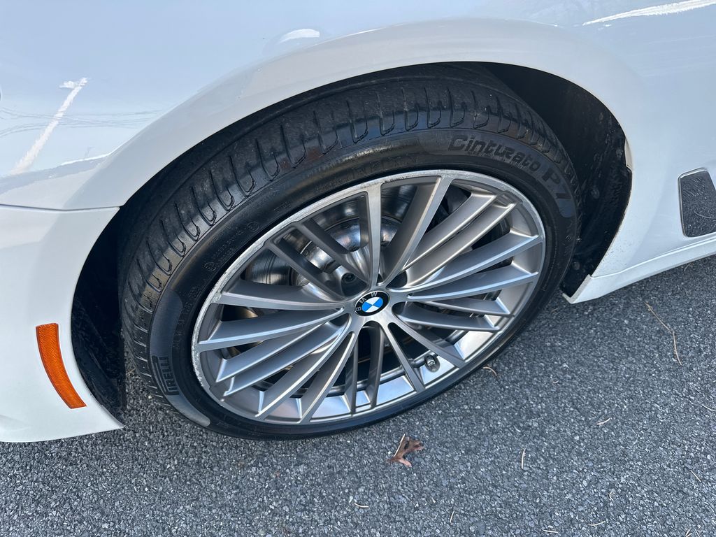 2019 Bmw 530i 5-Series photo 2