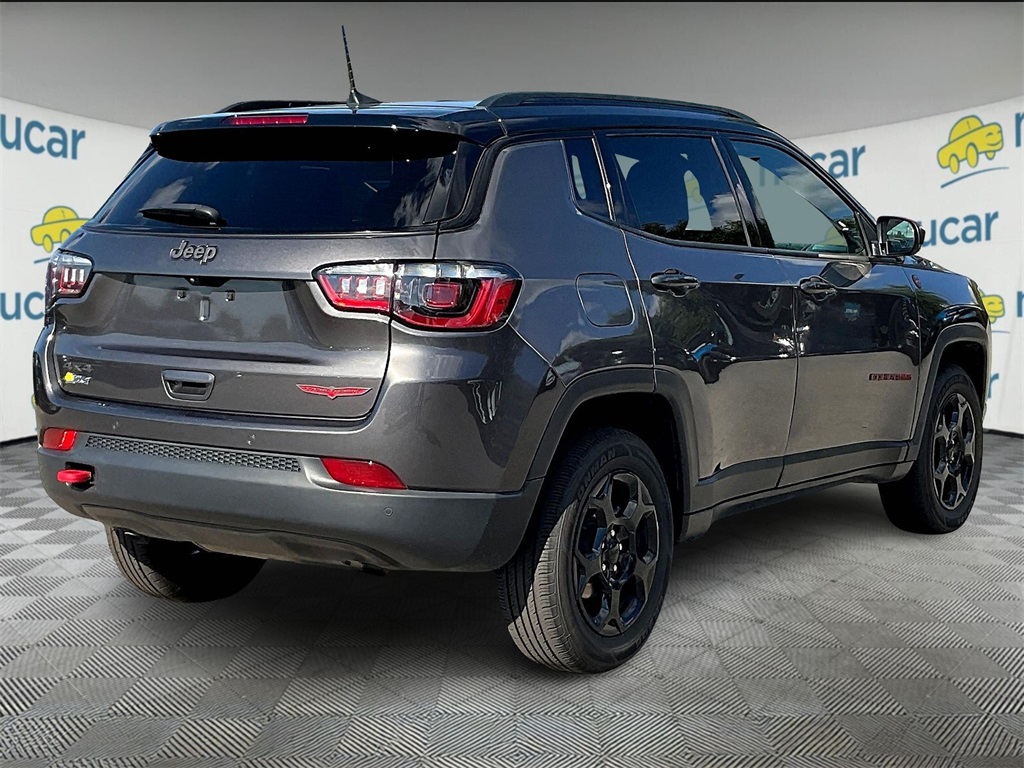 2023 Jeep Compass Trailhawk photo 6
