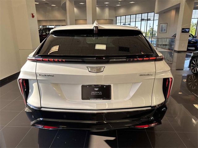 2024 Cadillac Lyriq Luxury photo 4