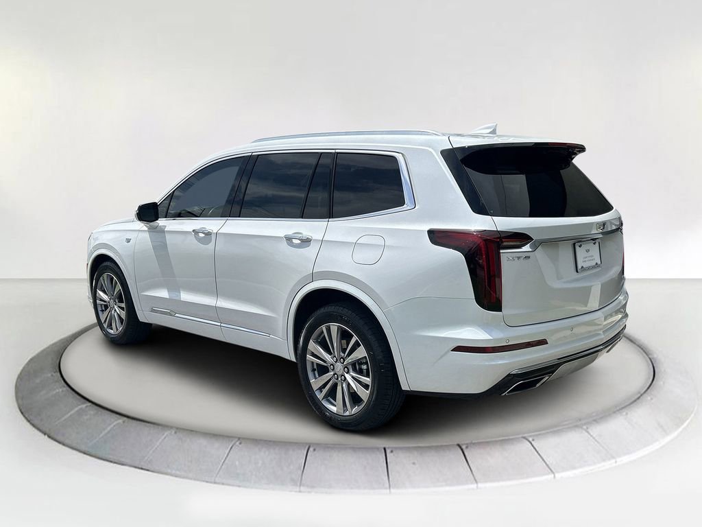 2023 Cadillac XT6 Premium Luxury photo 3
