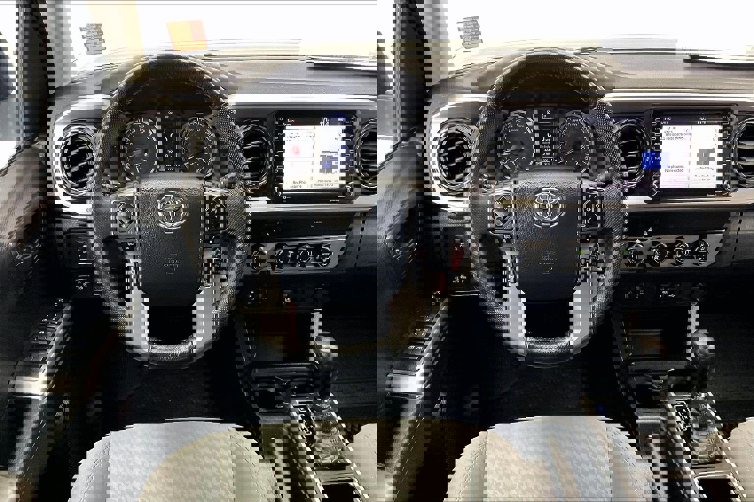 2020 Toyota Tacoma SR5 photo 4