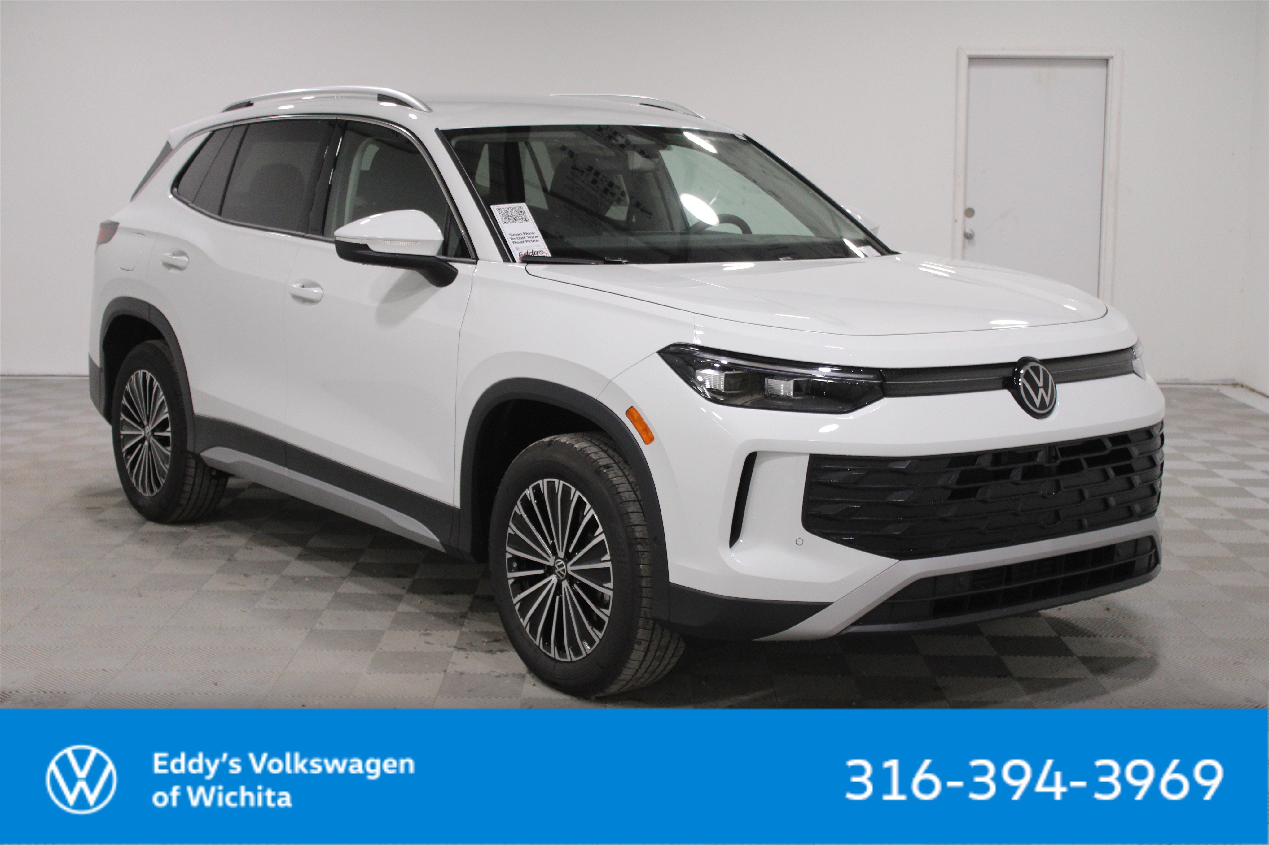 2025 Volkswagen Tiguan S's photo