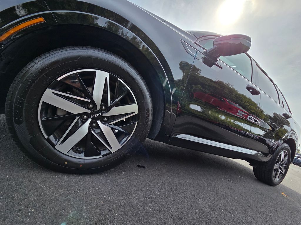 2023 Kia Sorento S photo 6