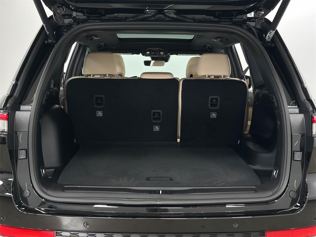 2025 Jeep Grand Cherokee Limited photo 22