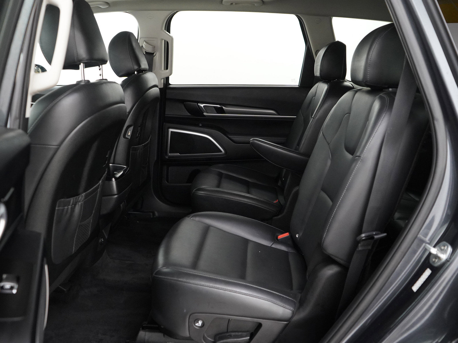 2020 Kia Telluride S photo 16
