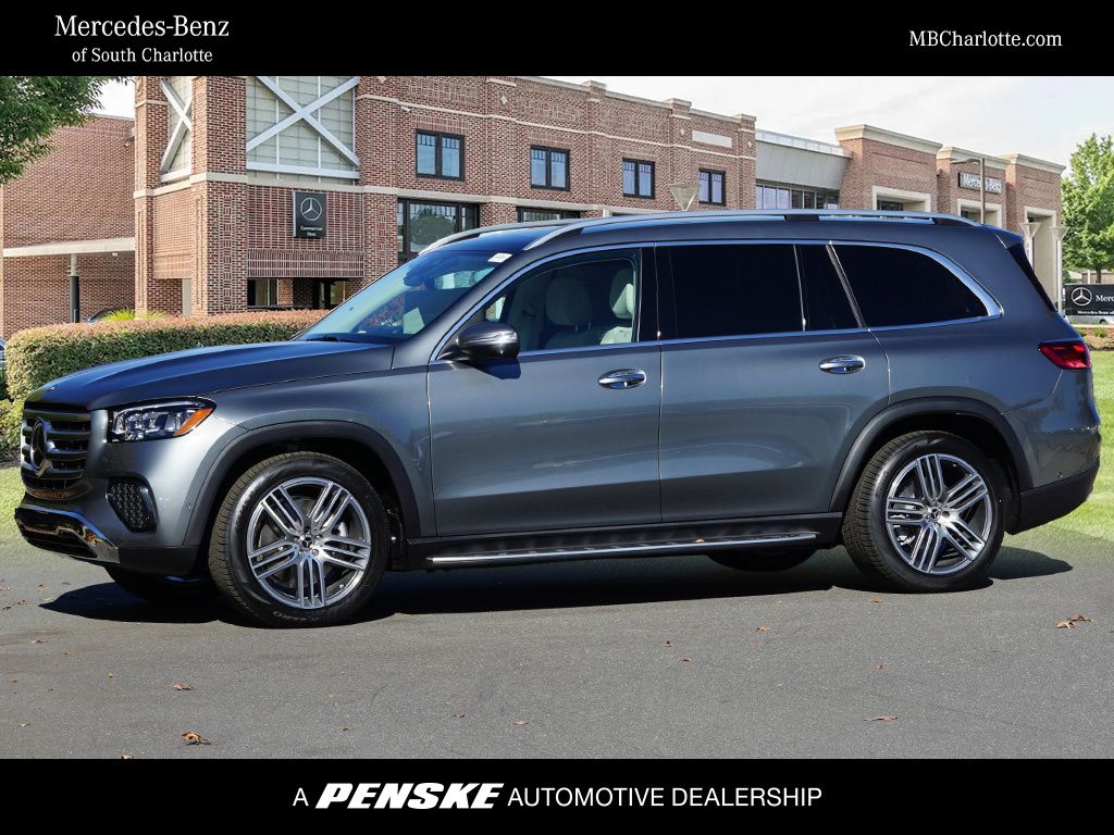 2026 Mercedes-Benz GLS Base's photo