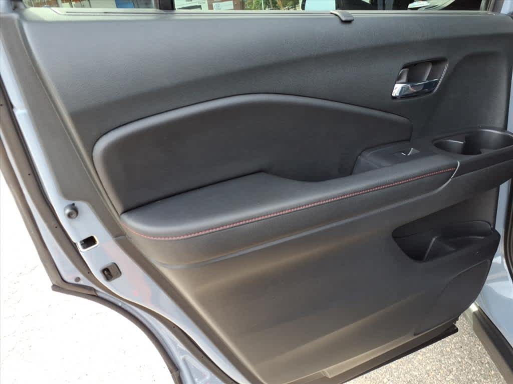 2022 Honda Pilot Black Edition photo 11