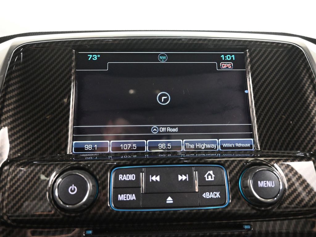 2018 Chevrolet Silverado 1500 LTZ photo 12