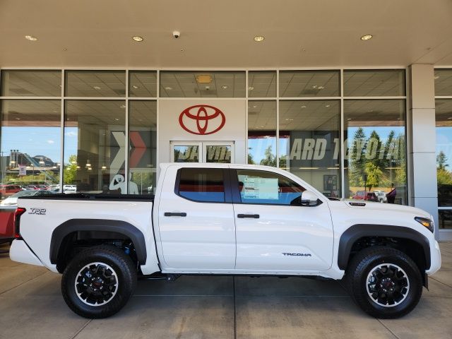 2025 Toyota Tacoma TRD Off-Road 4x4 Double Cab photo 2