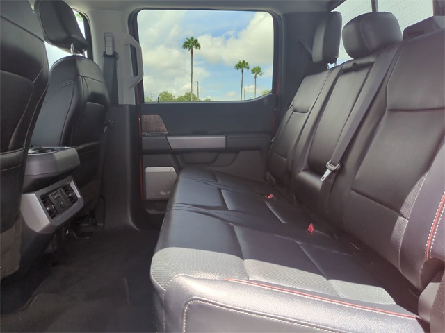 2023 Ford F-250 Lariat photo 13