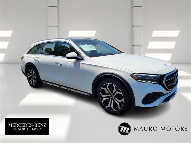 2025 Mercedes-Benz E-Class E450 All-Terrain's photo