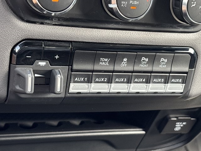 2024 Ram 2500 Big Horn photo 33