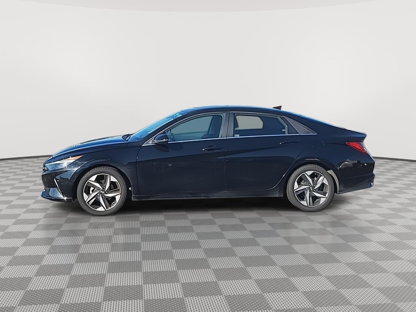 Used 2022 Hyundai Elantra Limited with VIN KMHLP4AG2NU276073 for sale in Moses Lake, WA