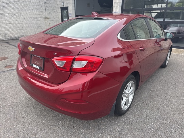2018 Chevrolet Cruze LT photo 5