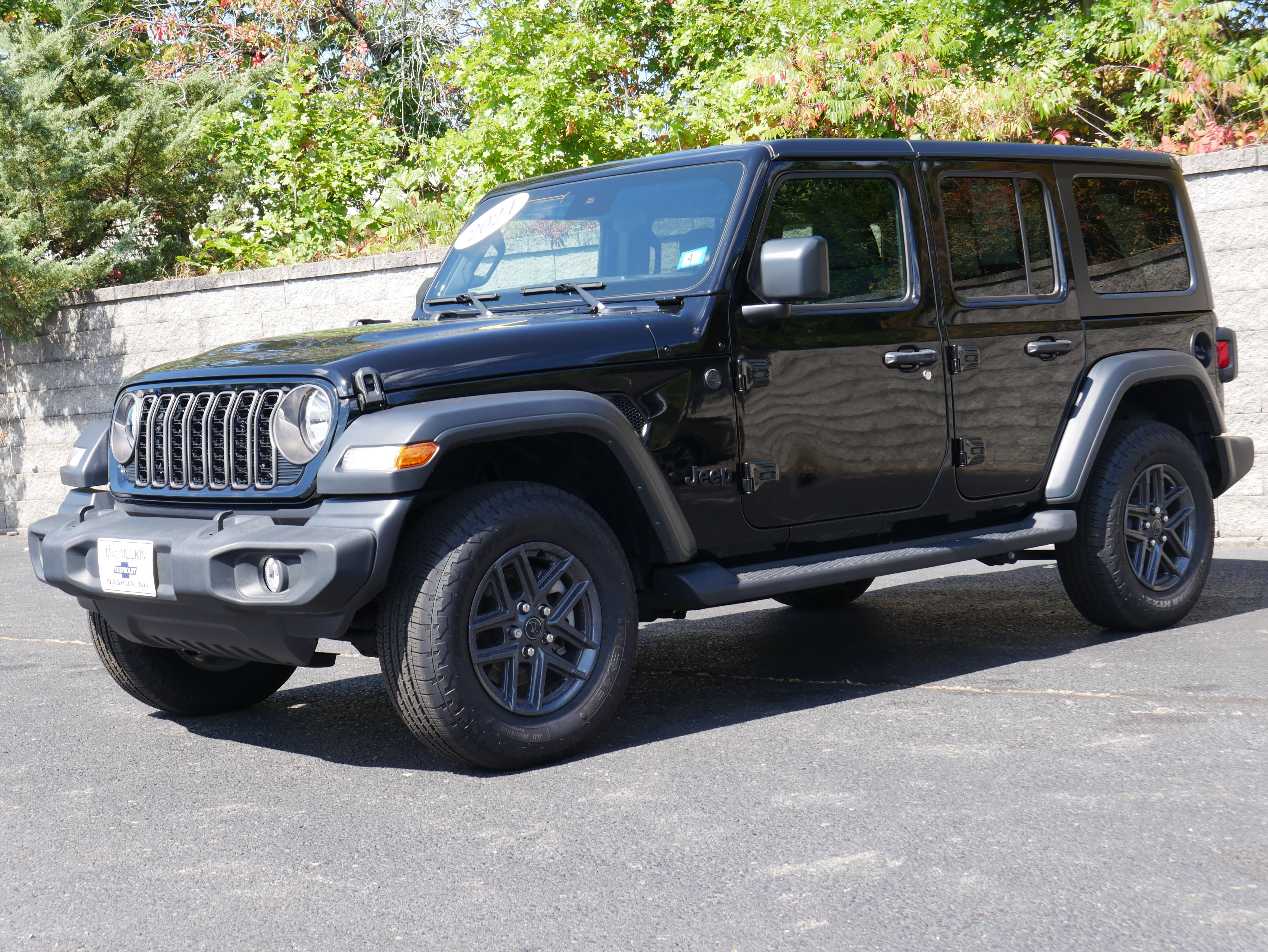 2024 Jeep Wrangler 4-Door Sport S's photo