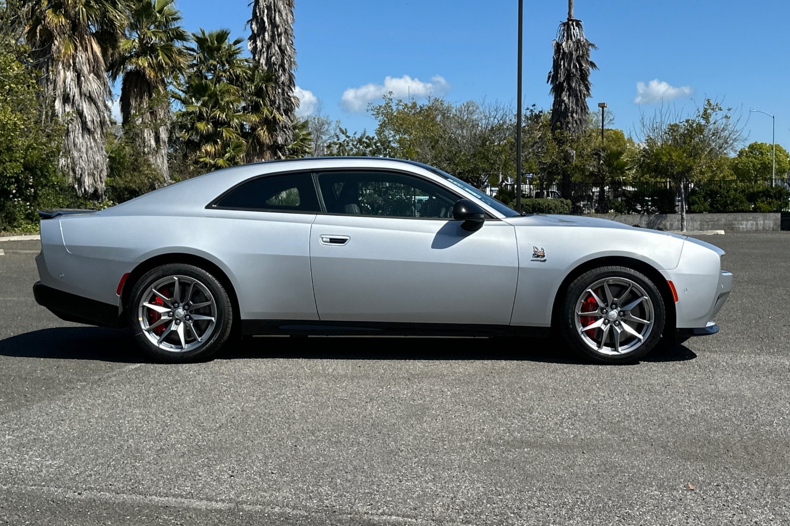 2025 Dodge Charger R/T Scat Pack photo 2