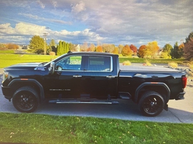 2022 GMC Sierra 3500HD Denali's photo