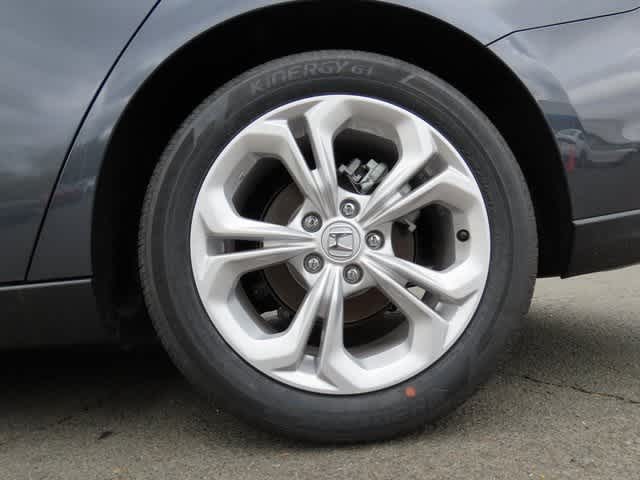 2025 Honda Accord LX photo 8