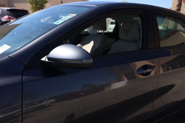2023 Kia Forte LXS photo 11