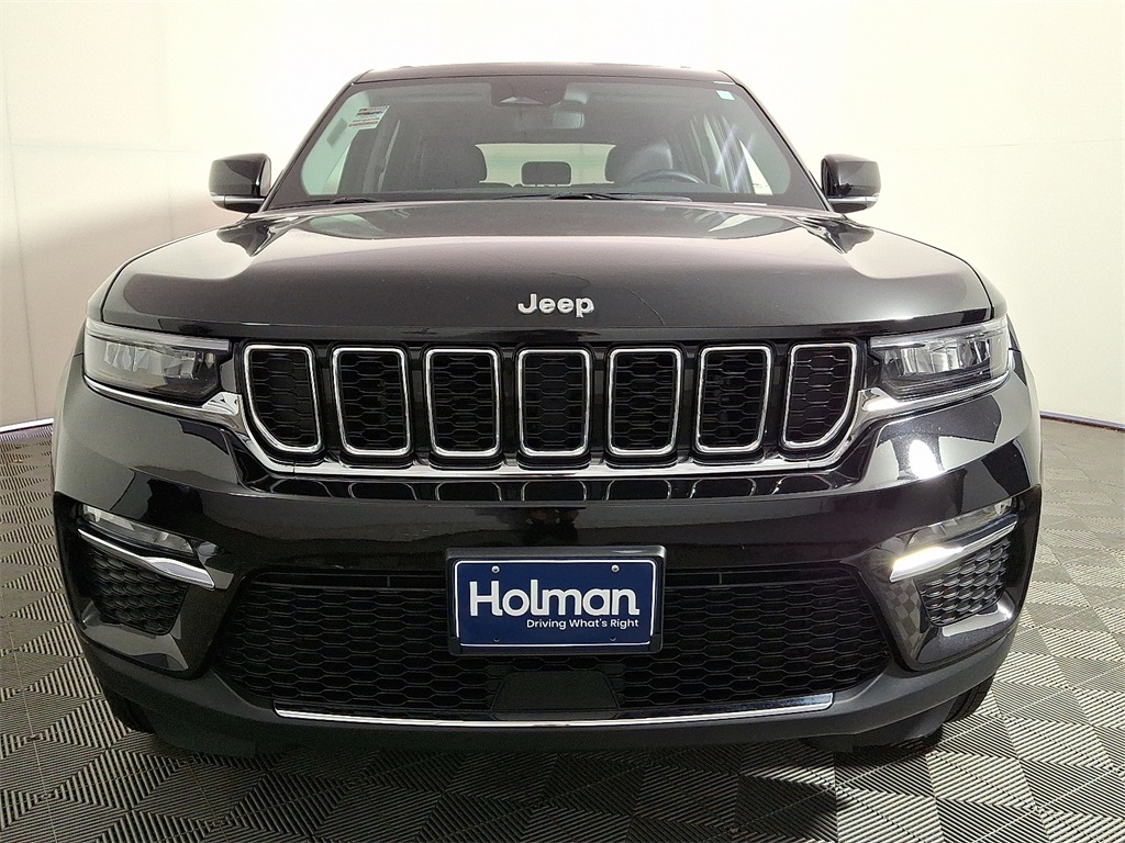2022 Jeep Grand Cherokee Limited photo 2