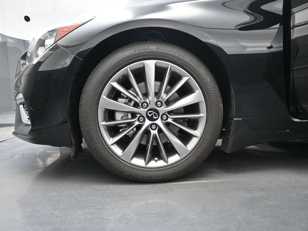2024 Infiniti Q50 LUXE photo 10