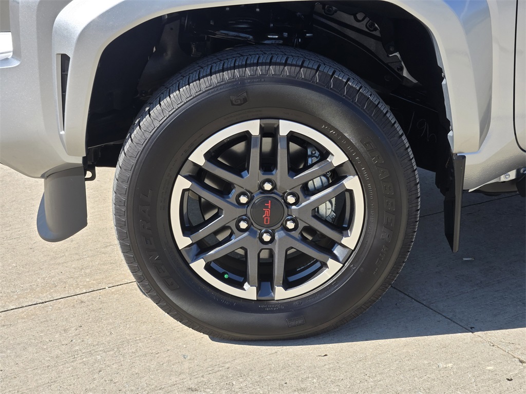 2024 Toyota Tacoma TRD Sport photo 13