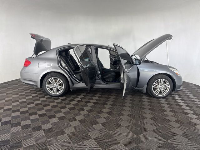 2012 Infiniti G25 photo 14