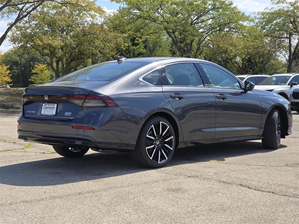 2025 Honda Accord Hybrid Touring photo 16