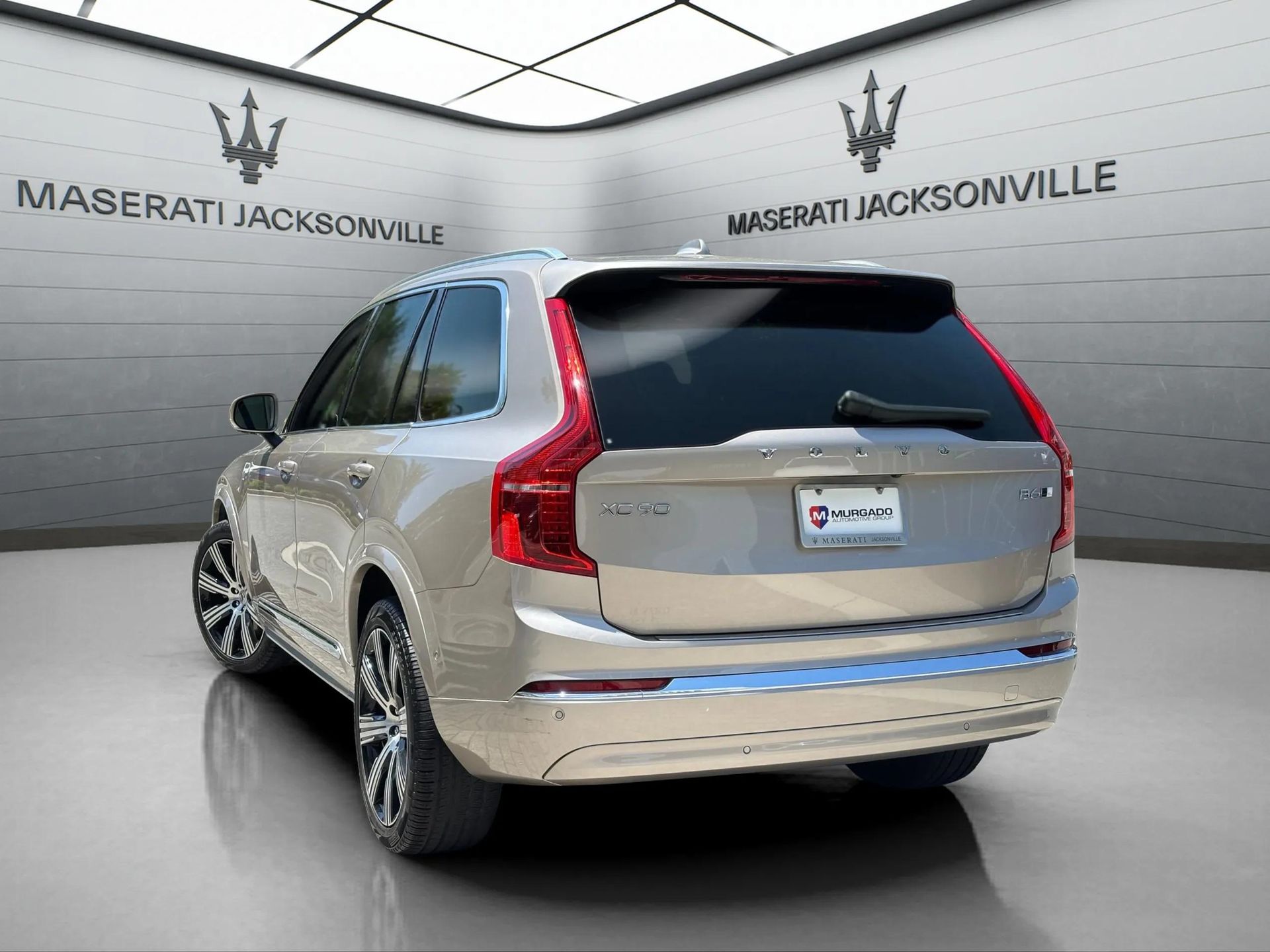 2023 Volvo XC90 Ultimate photo 3
