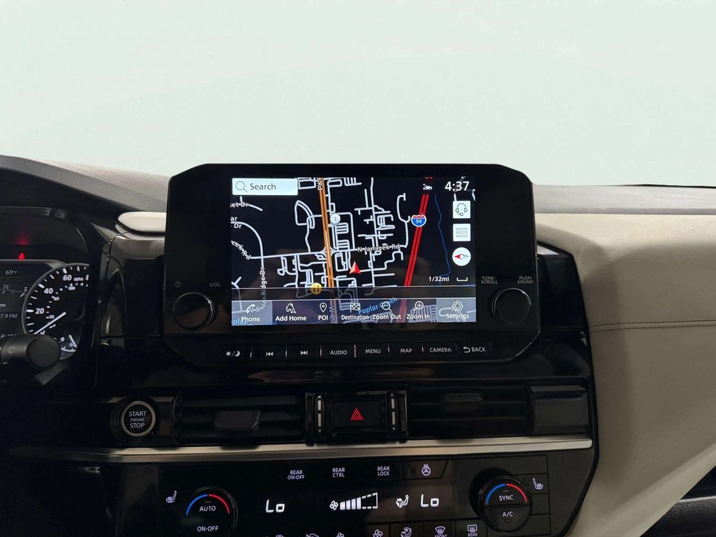 2023 Nissan Pathfinder SL photo 13