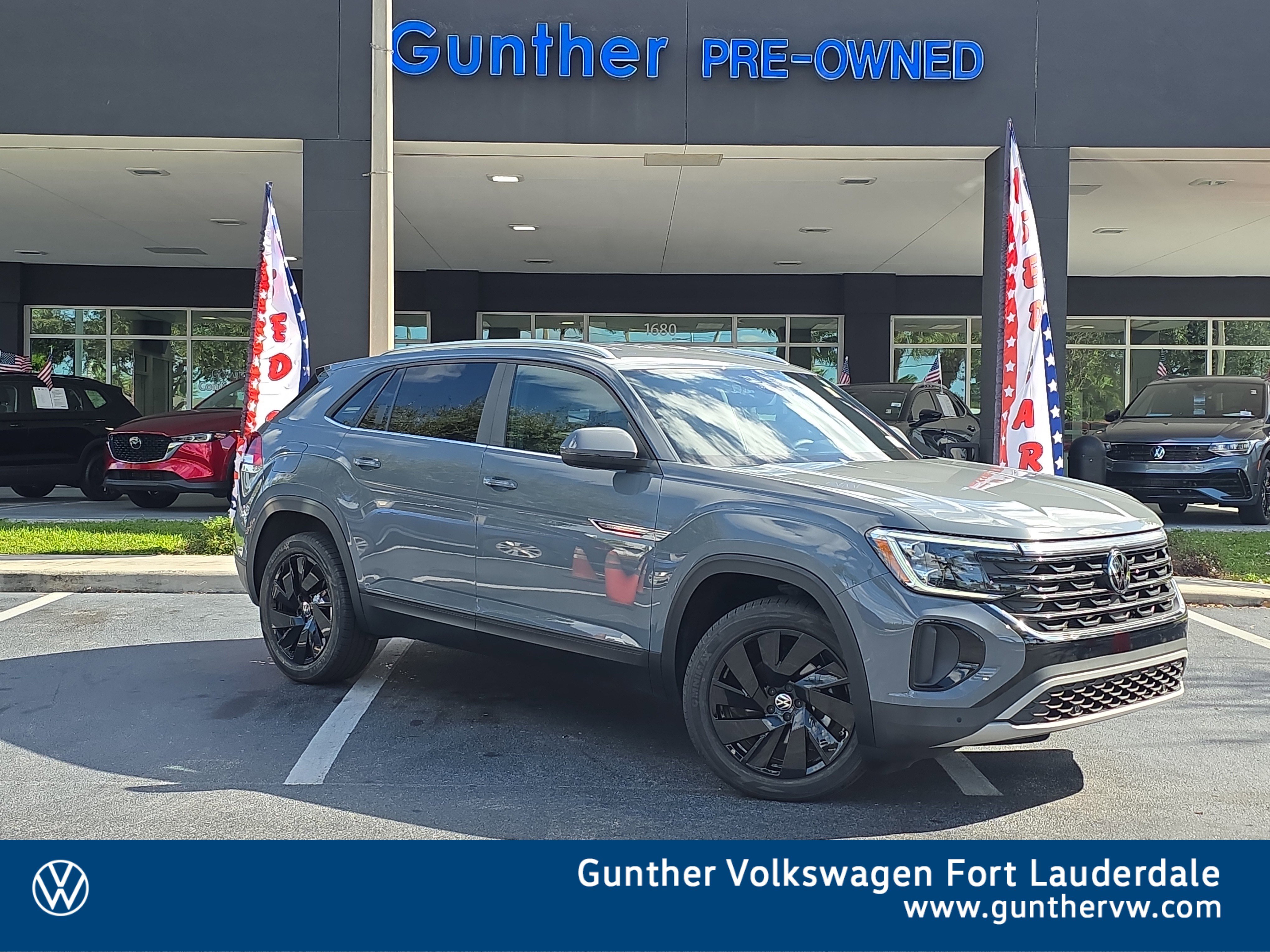 2024 Volkswagen Atlas Cross Sport SE w/Tech