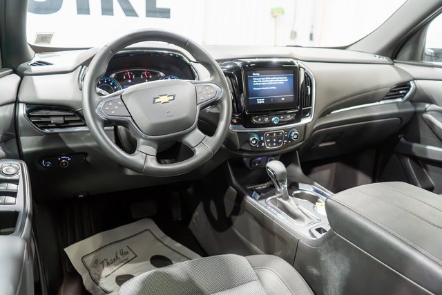2023 Chevrolet Traverse Cloth photo 12