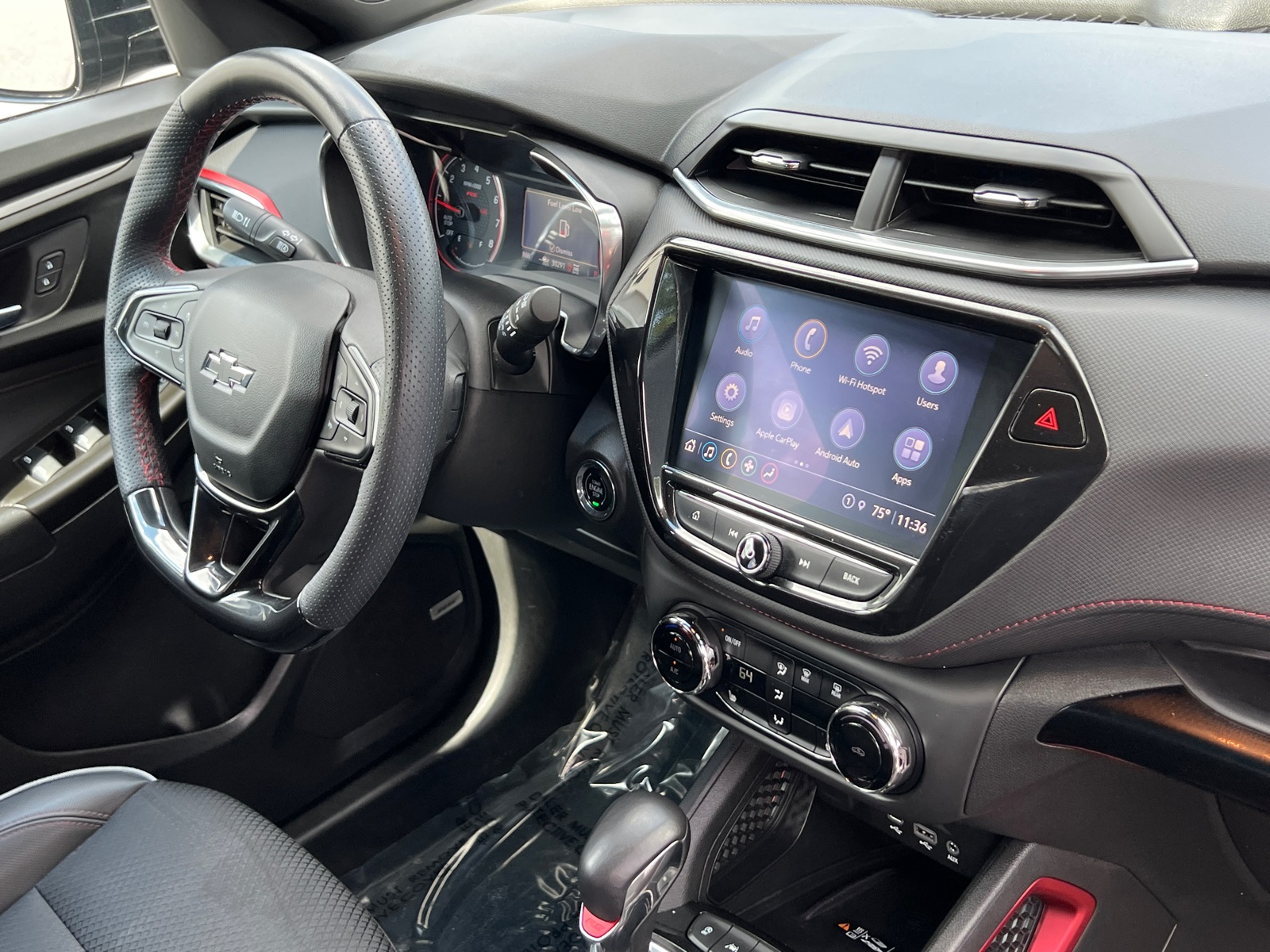 2022 Chevrolet Trailblazer RS photo 2