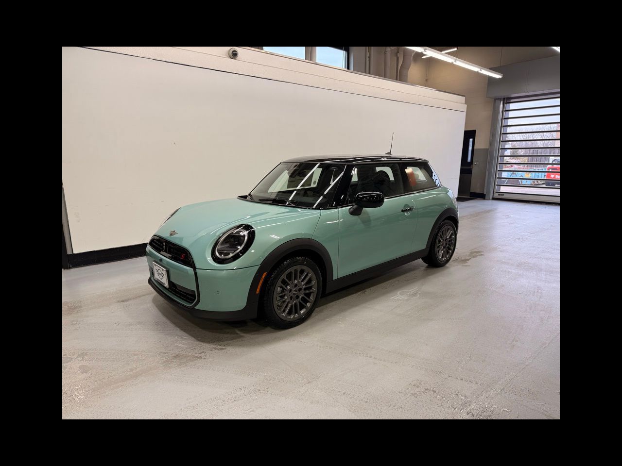 2026 MINI Hardtop 2 Door S's photo
