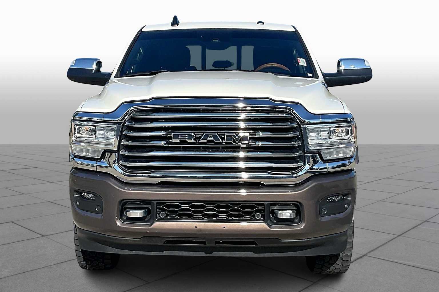 2022 Ram 2500 Longhorn photo 3