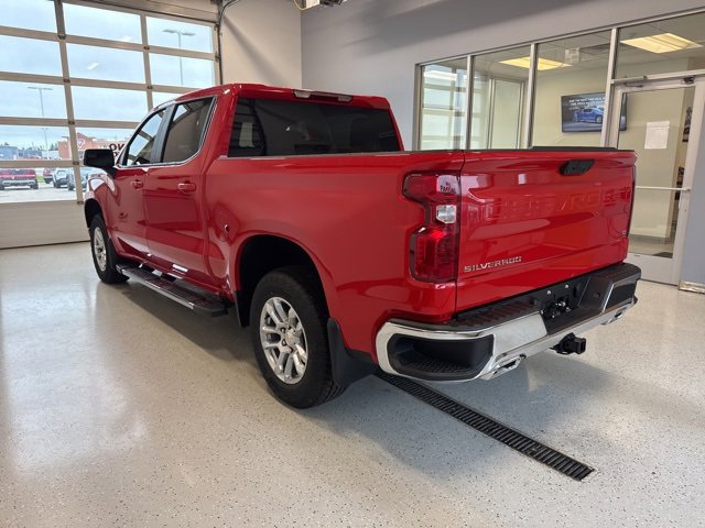 2026 Chevrolet Silverado 1500 LT photo 3