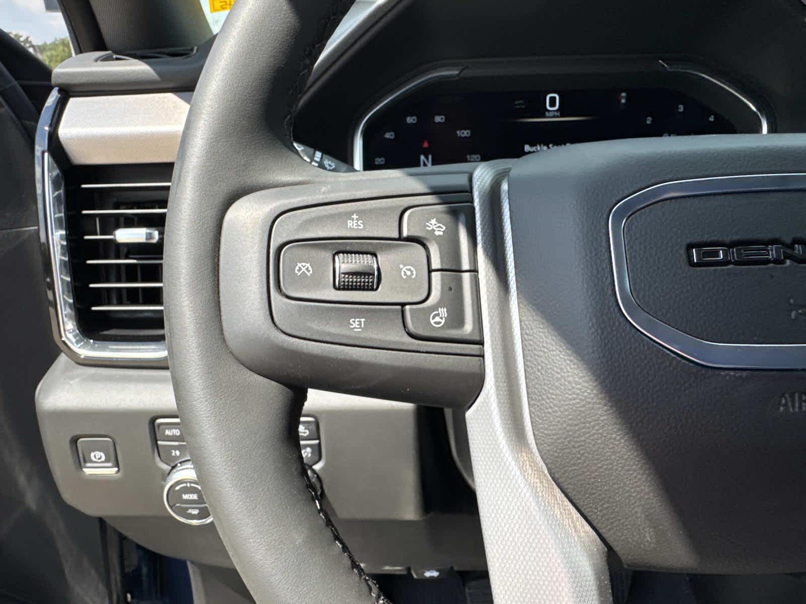 2025 Gmc Sierra 2500 HD Denali photo 15
