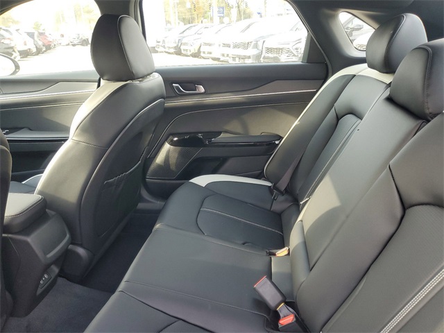 2025 Kia K5 GT-Line photo 26