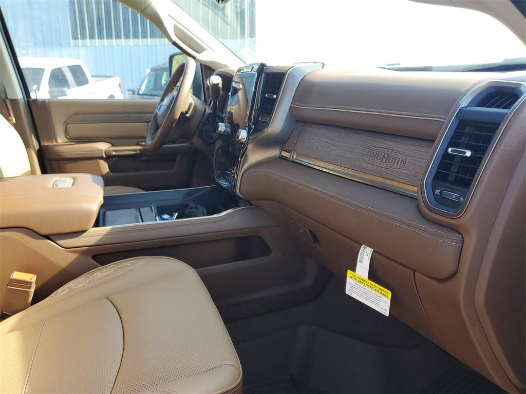 2024 Ram 3500 Laramie Longhorn photo 32