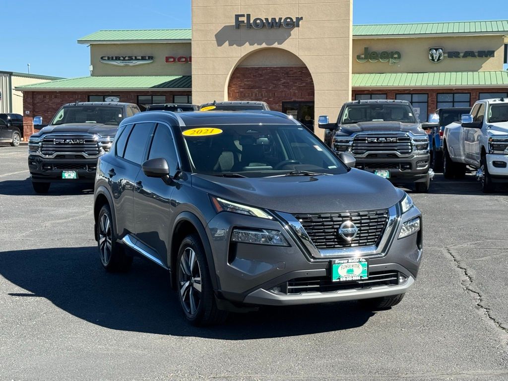 2021 Nissan Rogue SL's photo