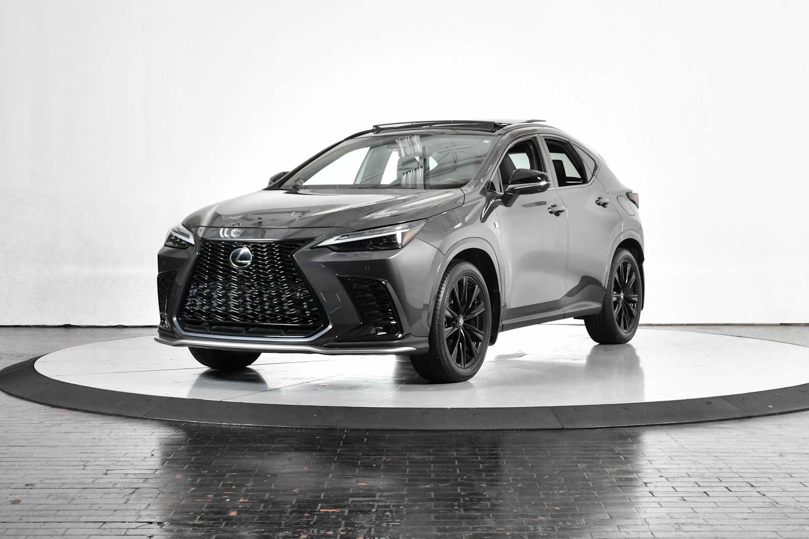 2024 Lexus NX 350's photo